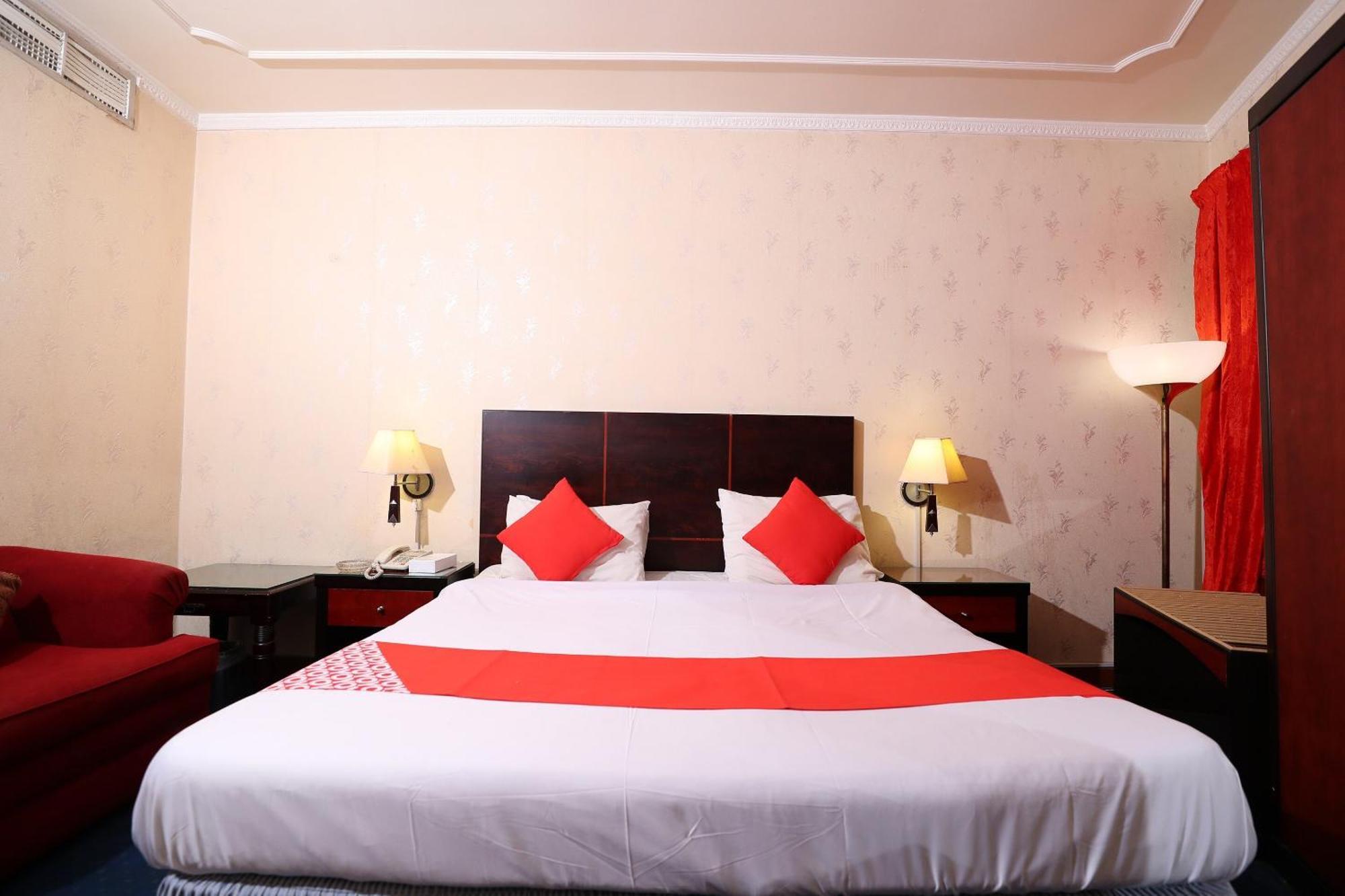 Oyo 112 Semiramis Hotel มานามา ภายนอก รูปภาพ