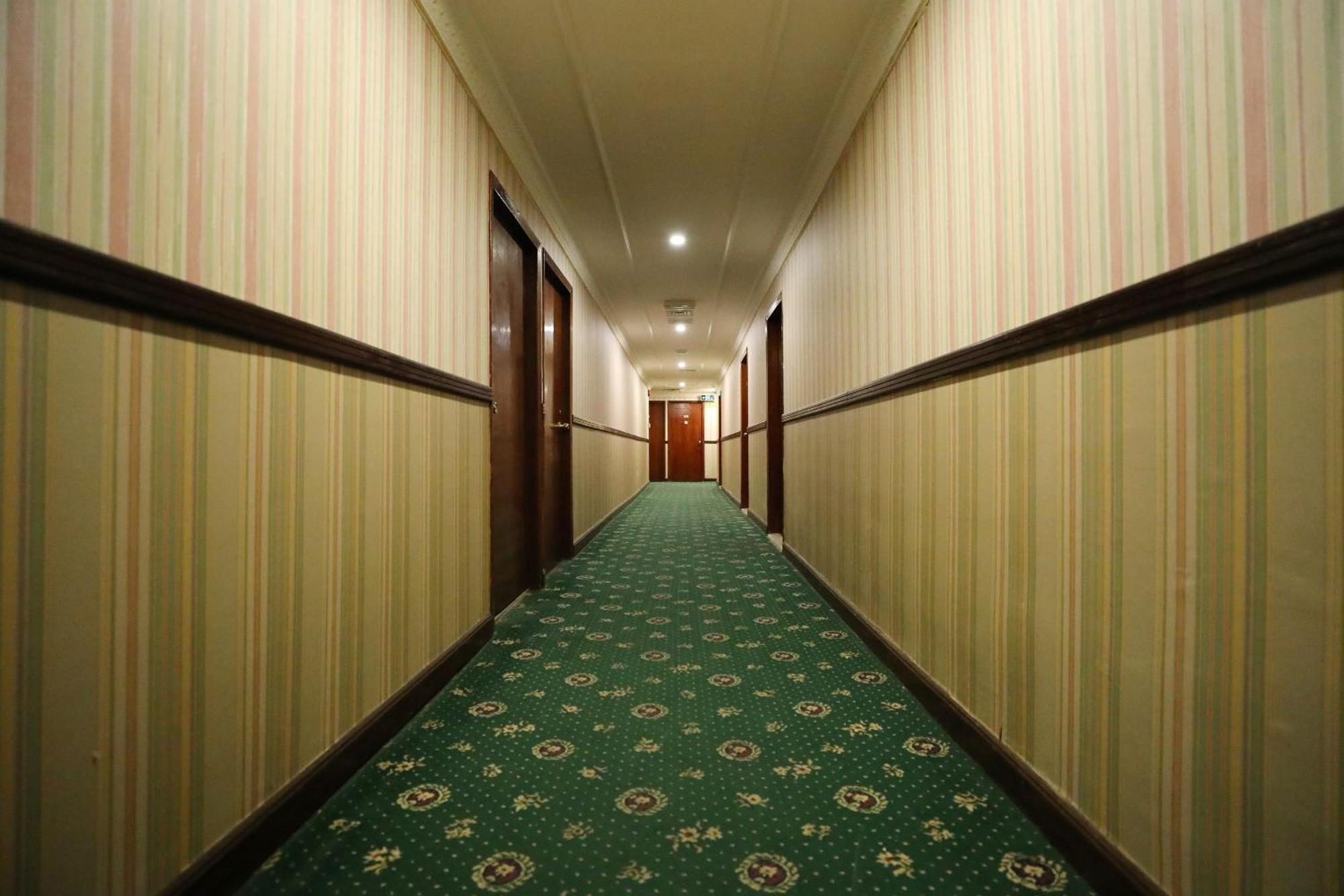 Oyo 112 Semiramis Hotel มานามา ภายนอก รูปภาพ