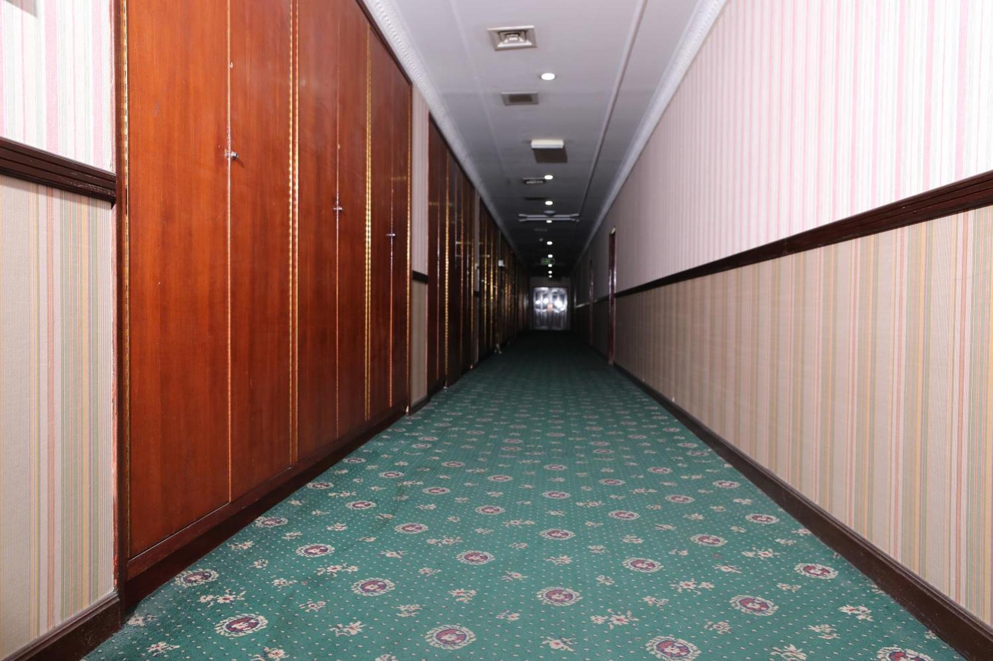 Oyo 112 Semiramis Hotel มานามา ภายนอก รูปภาพ